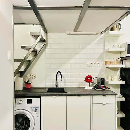 Bp-est K39 * بودابست